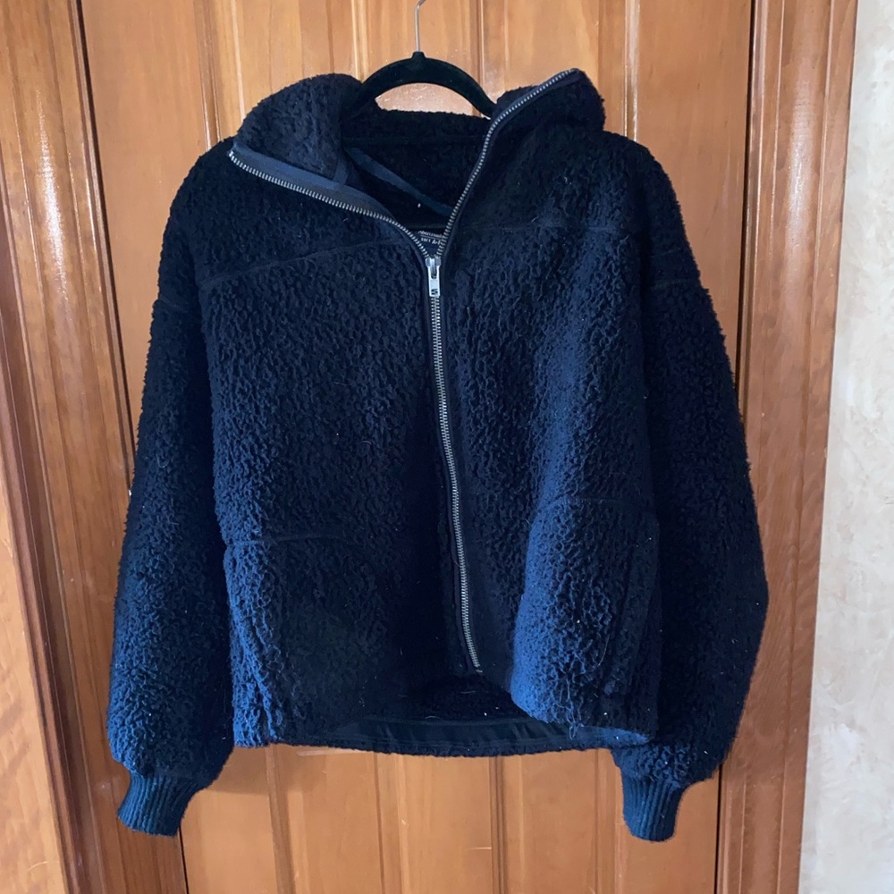 Abercrombie & Fitch Soft Sherpa Full Zip Jacket- Black, size L